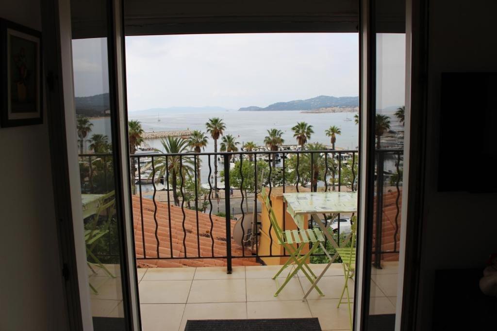 T2 Coquet Le Lavandou Plein Centre Vue Mer Exceptionnelle.公寓 外观 照片