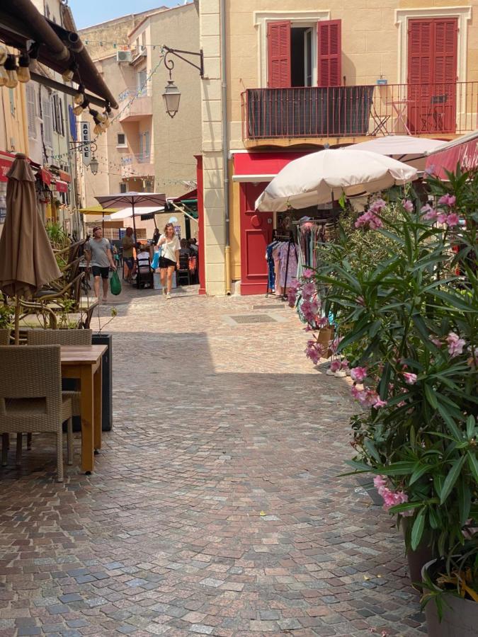 T2 Coquet Le Lavandou Plein Centre Vue Mer Exceptionnelle.公寓 外观 照片